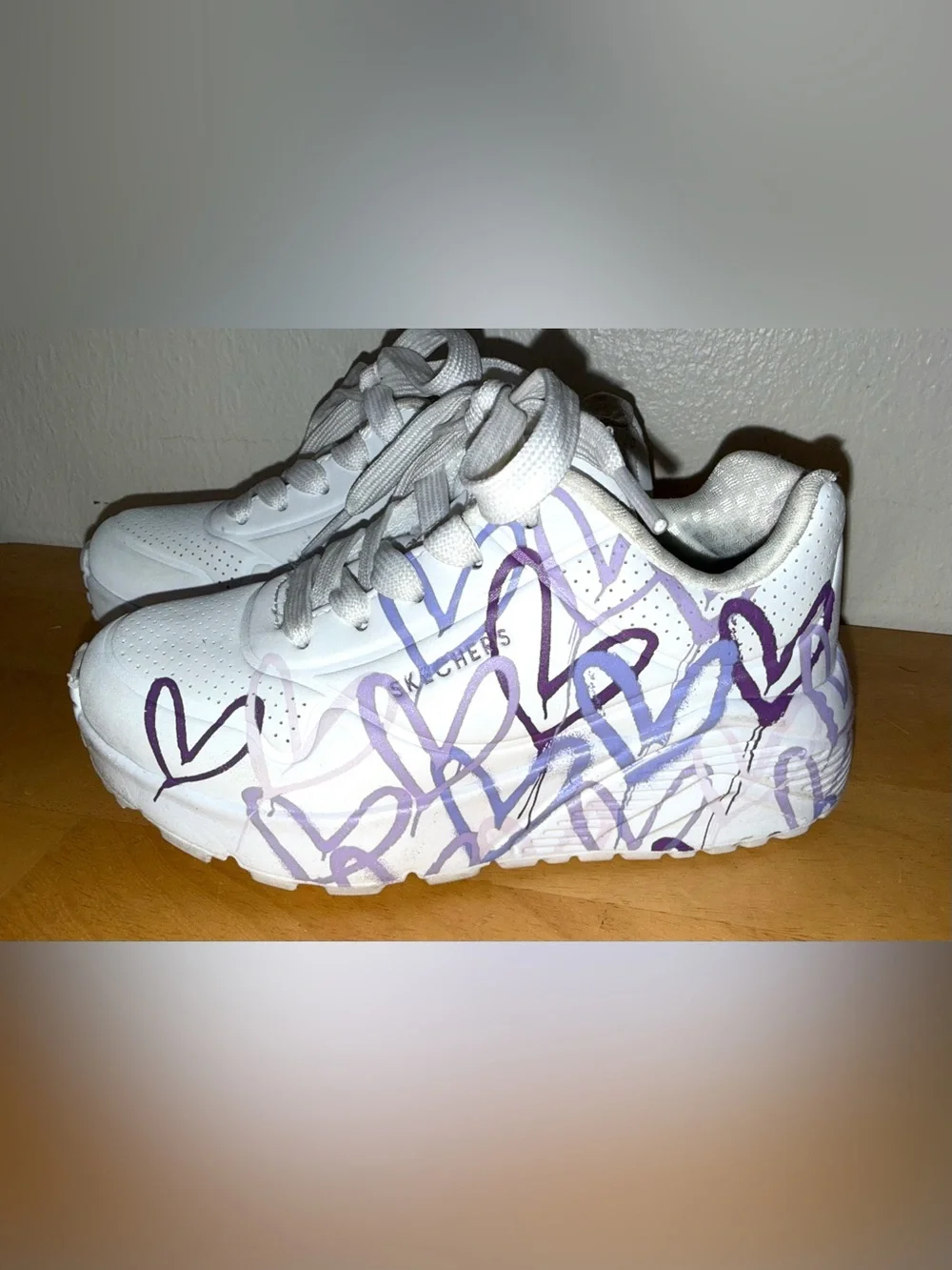 Skechers x JGoldcrown Uno - Spread the Love sneakers, girls size 11